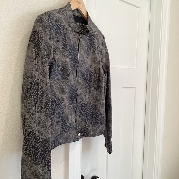 Courtenay Bomber Jacket Snake Print - Picture 2 of 10